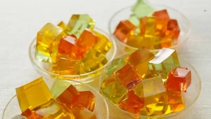 Babcie wiedziały, że zapobiega zmarszczkom i problemom ze stawami. Była hitem PRL-u