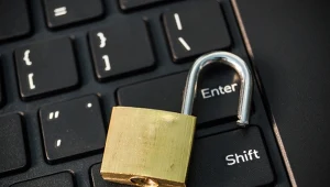 Cyberprzestępca wie, jak cię zmanipulować. Sprawdź, czy twoje hasła są bezpieczne