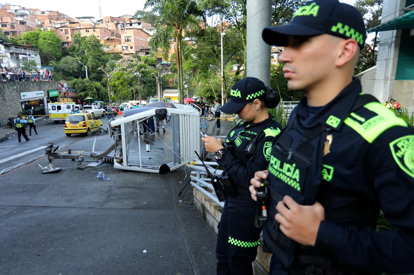 W Kolumbii zerwała się i spadła na ziemię kabina kolejki linowej W Kolumbii zerwała się i spadła na ziemię kabina kolejki linowej