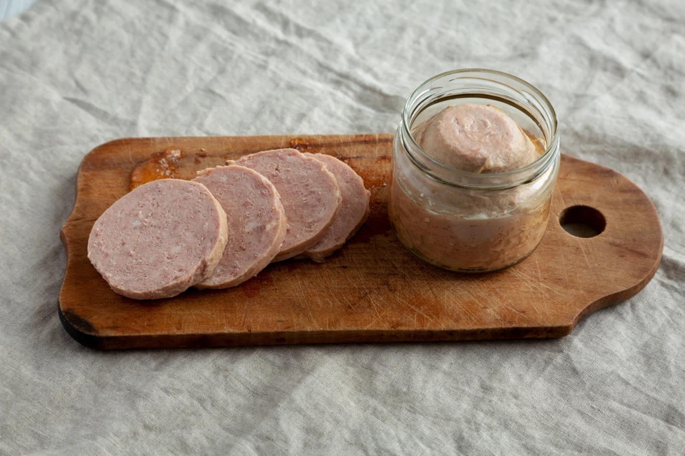 Domowa kiełbasa ze słoika nie jest już tak popularna jak kiedyś Domowa kiełbasa ze słoika nie jest już tak popularna jak kiedyś