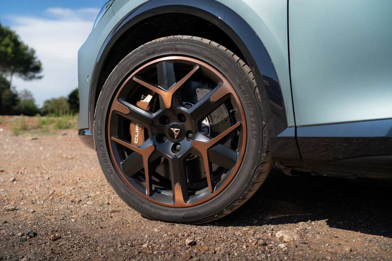 Nowa Cupra Formentor VZ Nowa Cupra Formentor VZ