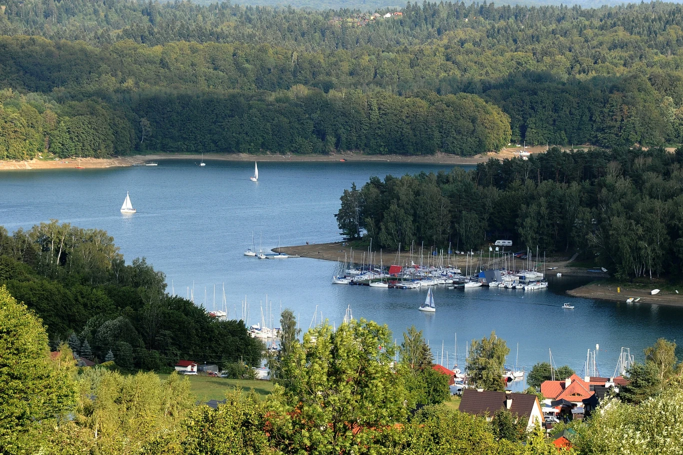 Polańczyk to świetna baza wypadowa w inne zakątki Bieszczad Polańczyk to świetna baza wypadowa w inne zakątki Bieszczad