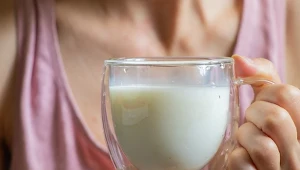 Wystarczą 2 składniki, by pobudzić trawienie i pozbyć się boczków. Jedz codziennie rano