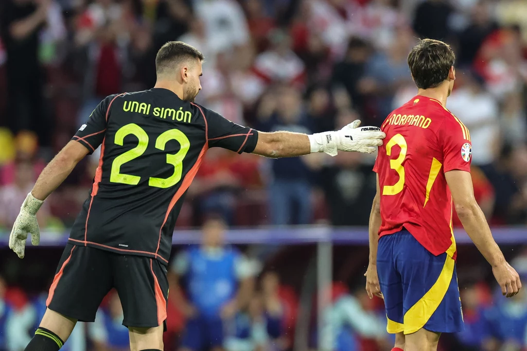 Unai Simon został pokonany przez własnego defensora Unai Simon został pokonany przez własnego defensora