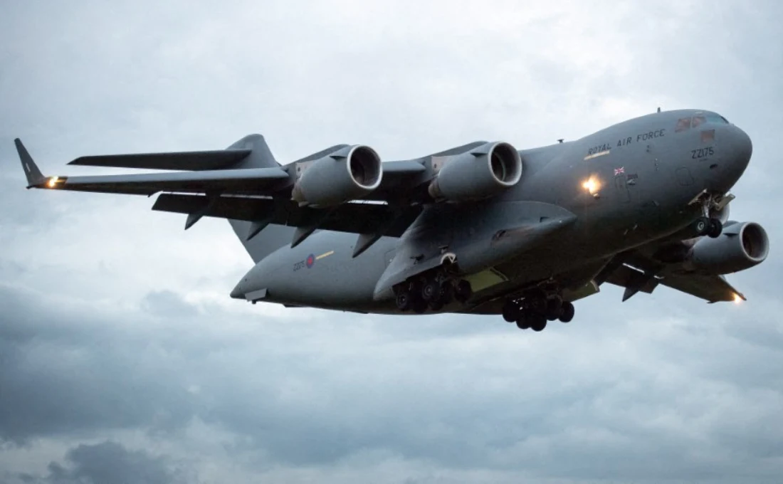 Wojskowy samolot transportowy RAF-u Boeing C-17 Globemaster III Wojskowy samolot transportowy RAF-u Boeing C-17 Globemaster III