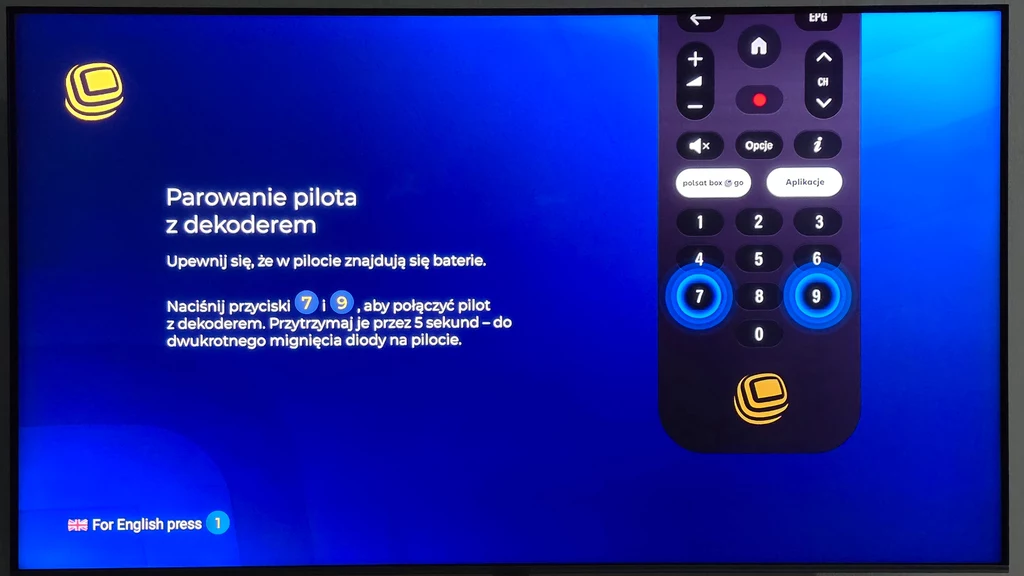 Pierwsze uruchomienie Polsat Soundbox. Na początek trzeba sparować pilot Bluetooth z dekoderem.