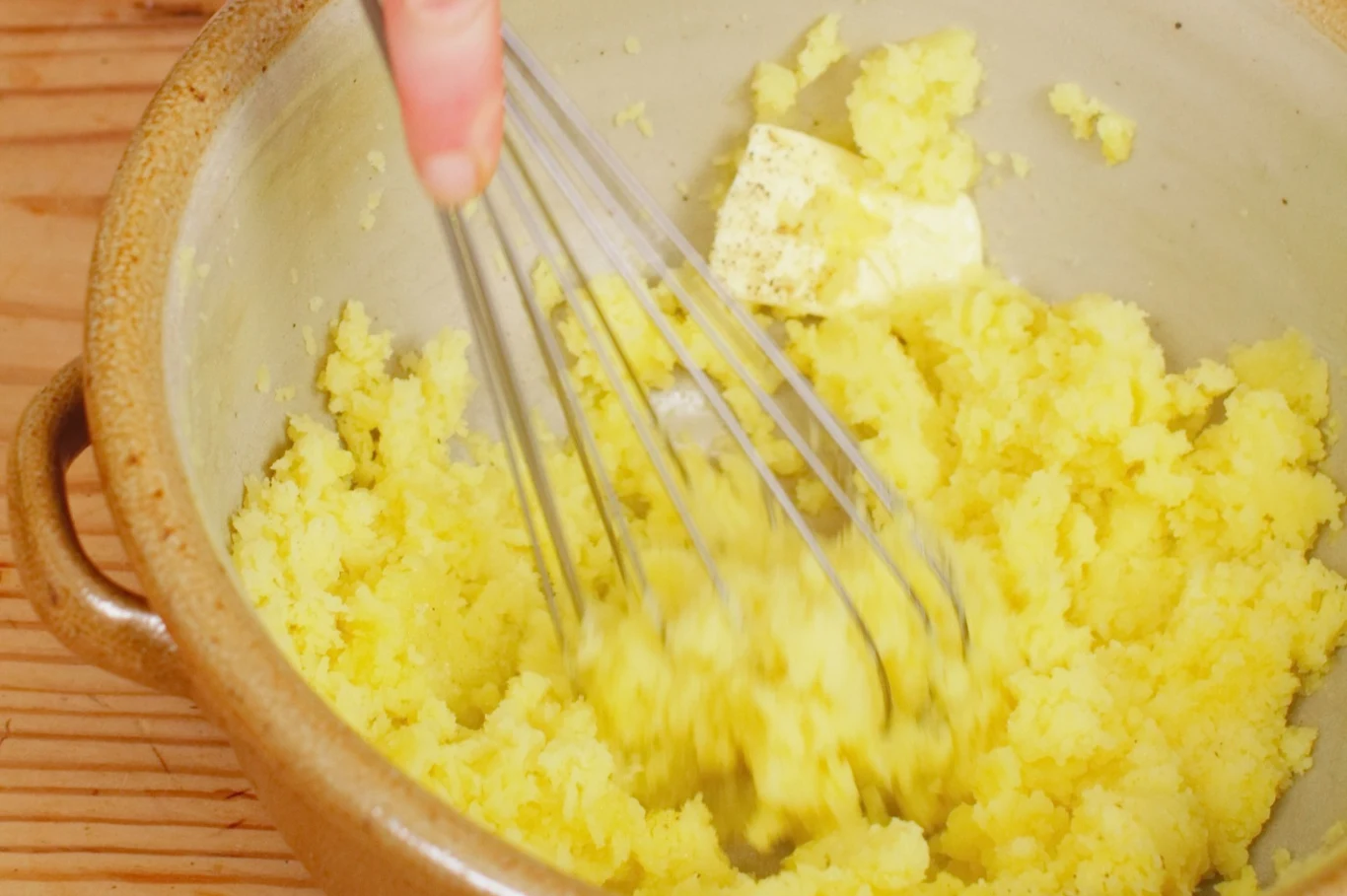 Ziemniaki są niedrogie i bardzo zdrowe, ale nie należy łączyć ich z niektórymi produktami. Ziemniaki są niedrogie i bardzo zdrowe, ale nie należy łączyć ich z niektórymi produktami.