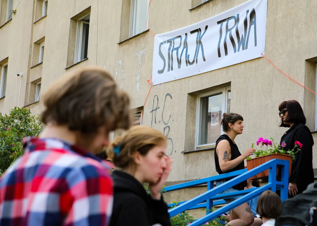 Strajk studencki w nieczynnym akademiku UJ "Kamionka"