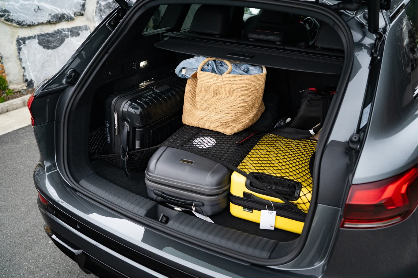 Audi SQ6 e-tron