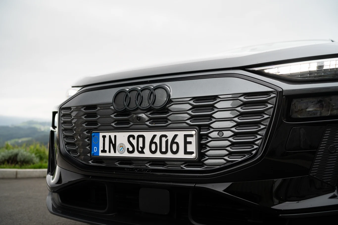 Audi SQ6 e-tron