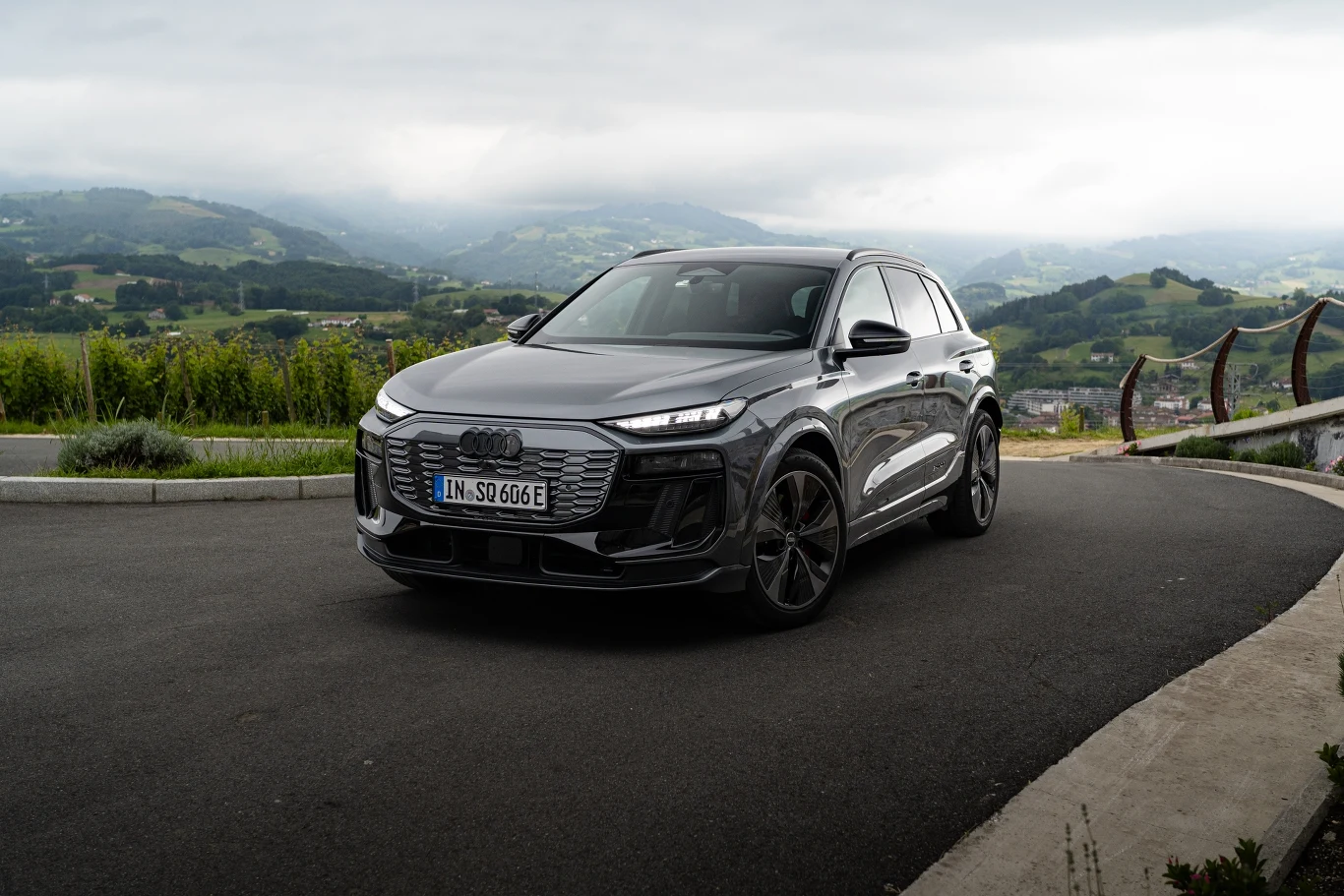 Audi SQ6 e-tron
