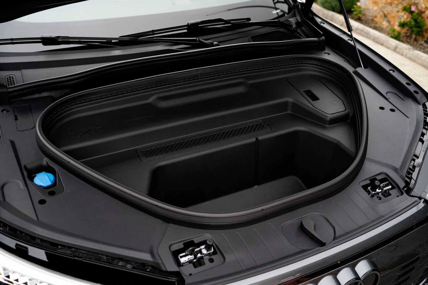 Audi SQ6 e-tron