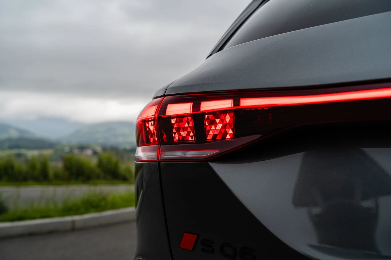 Audi SQ6 e-tron