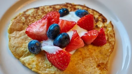 Niskokaloryczny omlet idealny na śniadanie 