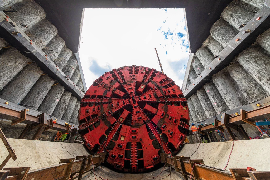 TBM "Karpatka" jest gotowa do wydrążenia tunelu na drodze S19, który połączy Babice z Rzeszowem