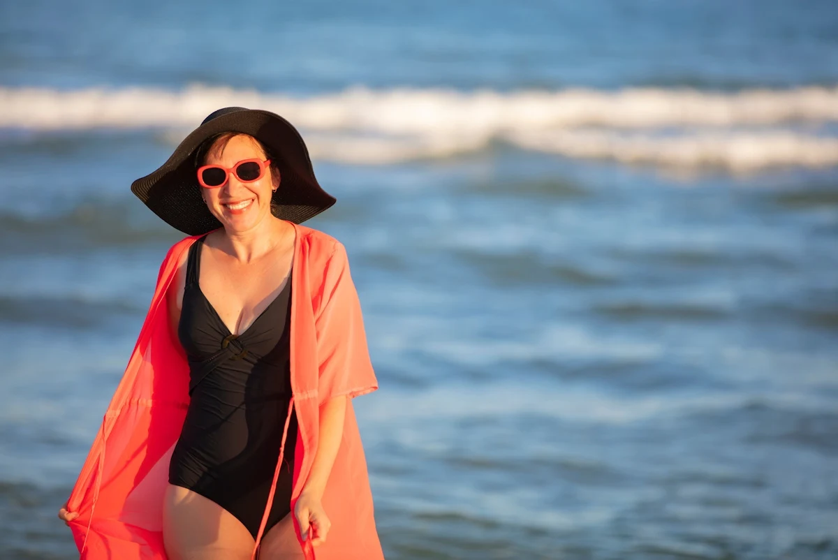 Jaki strój kąpielowy wyszczupla? Zapomnij o pareo