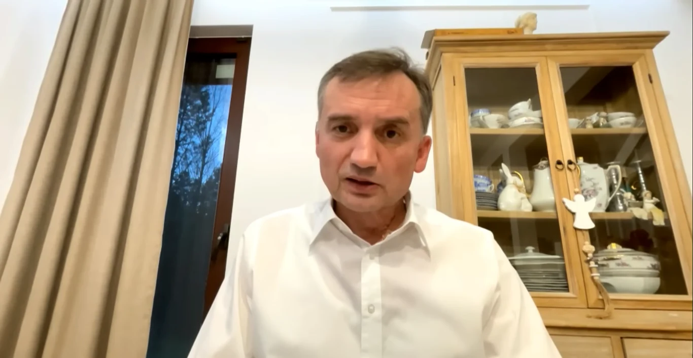 Obecnie Zbigniew Ziobro rzadko pokazuje się publicznie Obecnie Zbigniew Ziobro rzadko pokazuje się publicznie