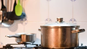 Jak oszczędnie gotować na gazie? 5 sprytnych trików na obniżenie rachunków