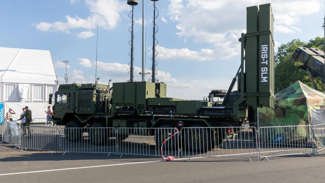 Systemy IRIS-T bronią ukraińskiego nieba Systemy IRIS-T bronią ukraińskiego nieba