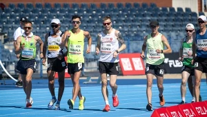 Jakub Jelonek (czwarty od lewej)