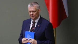Postrzelenie policjanta w Bolesławcu. Tomasz Siemoniak zabrał głos 