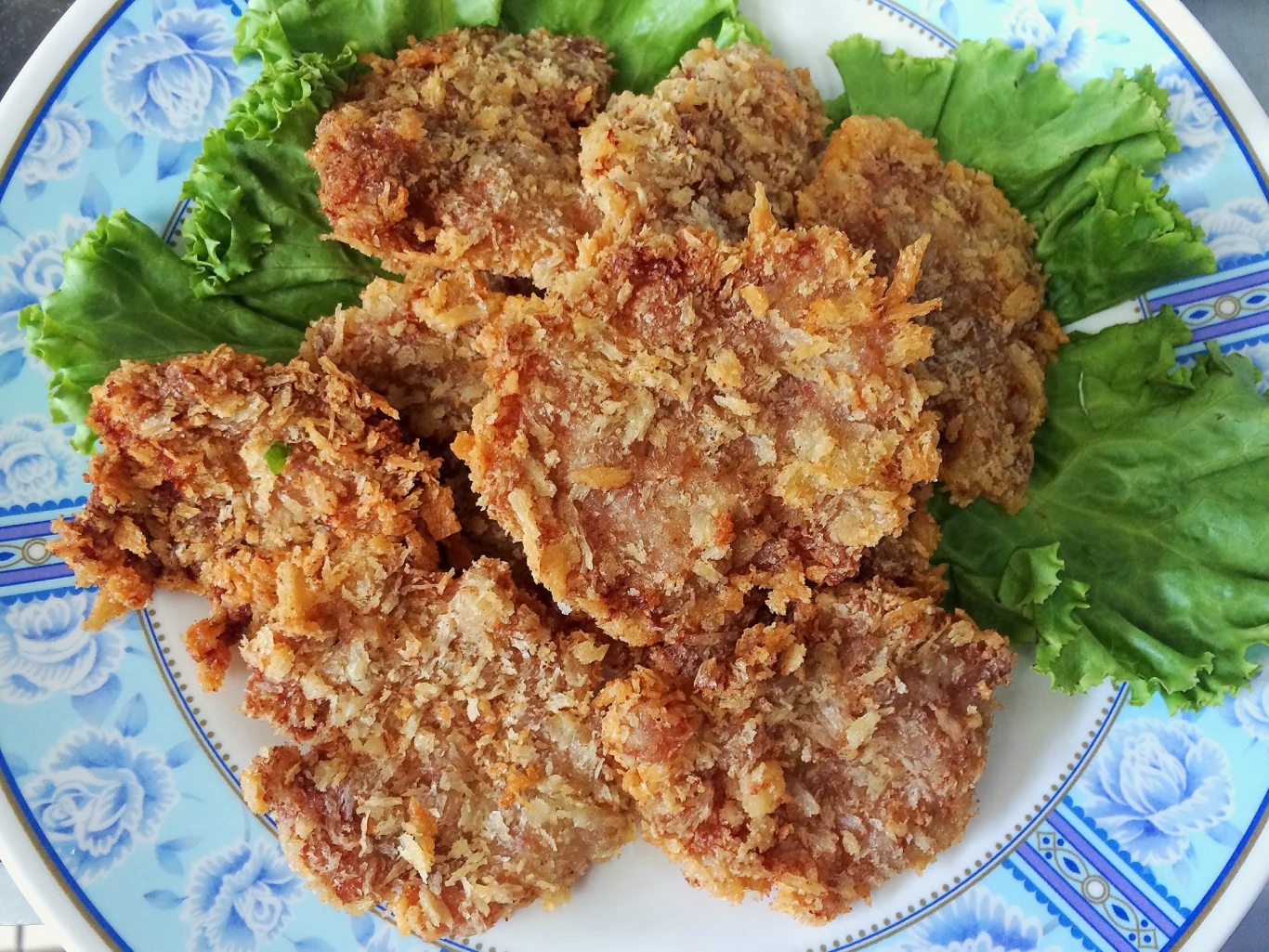 Chrupacze to pyszne drobiowe kotlety w panierce Chrupacze to pyszne drobiowe kotlety w panierce