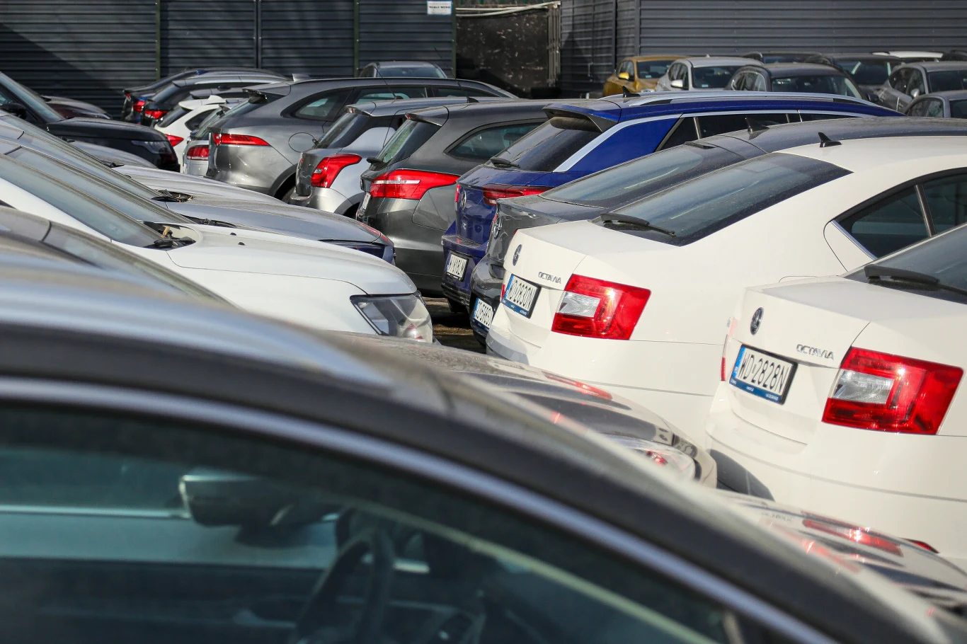 Inną grupą aut poleasingowych są modele, którymi poruszali się przedstawiciele handlowi. Dla takich samochodów nie ma litości. 