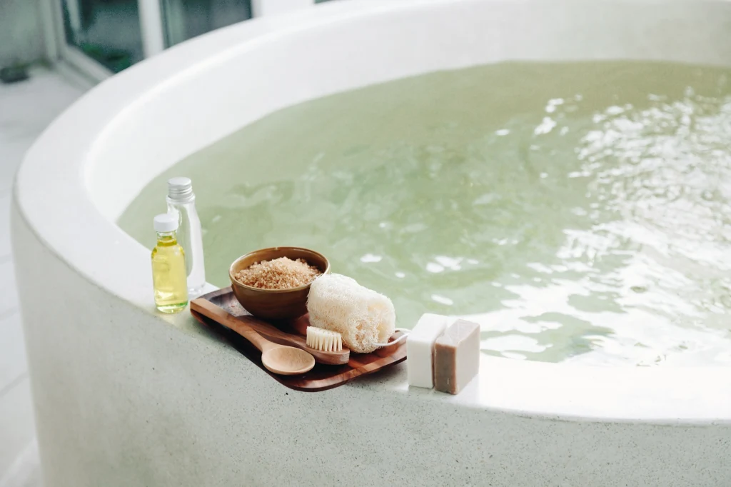 Balneoterapia opiera się głównie na prozdrowotnych kąpielach