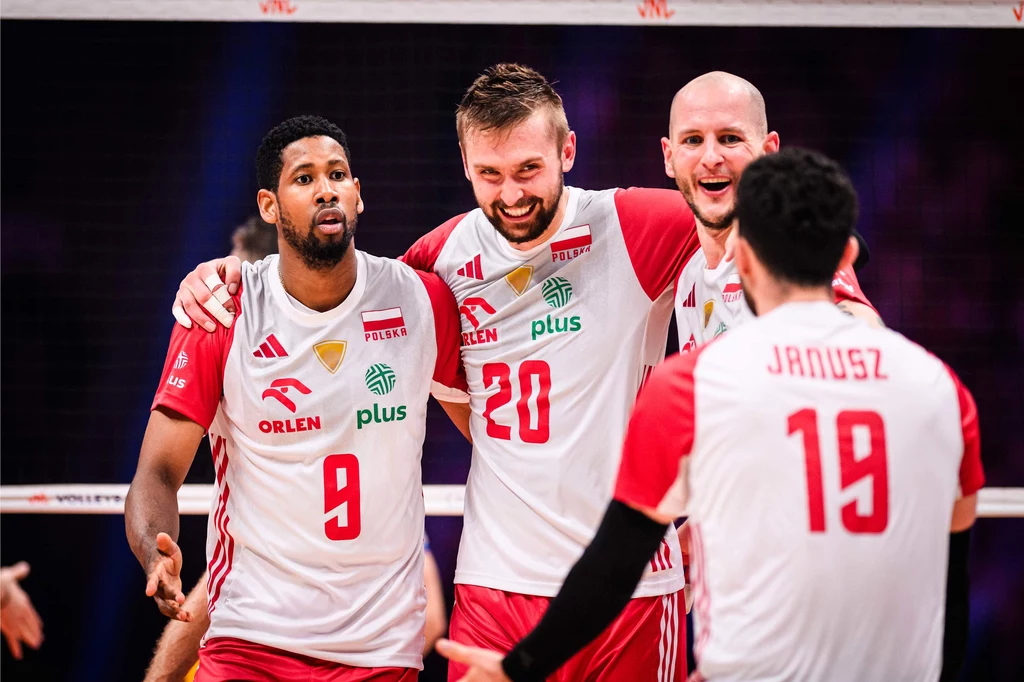 Polscy siatkarze, od lewej Wilfredo Leon, Mateusz Bieniek, Bartosz Kurek i Marcin Janusz Polscy siatkarze, od lewej Wilfredo Leon, Mateusz Bieniek, Bartosz Kurek i Marcin Janusz