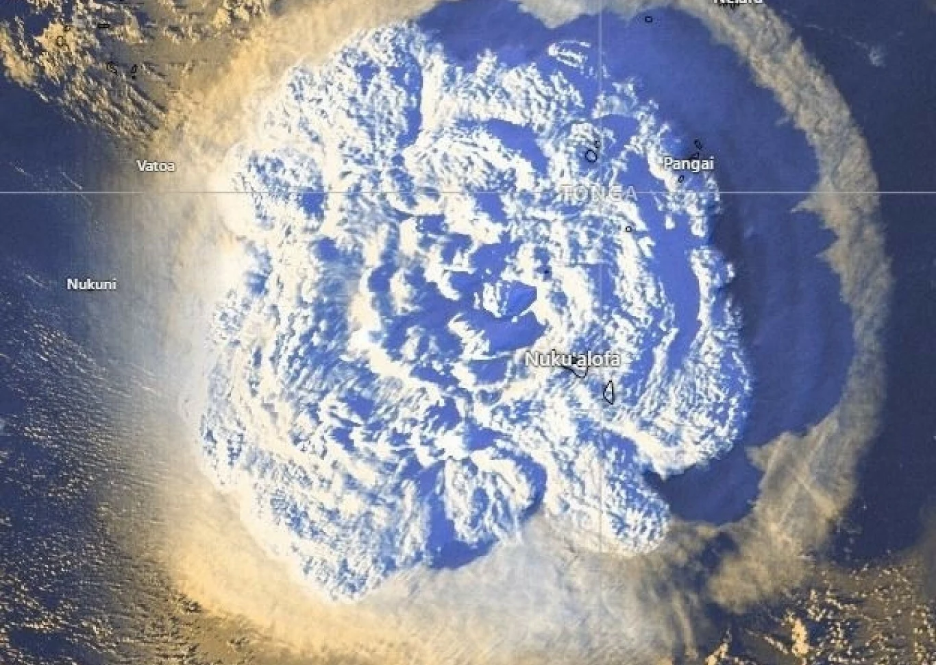 Wybuch wulkanu Tonga widziany z góry Wybuch wulkanu Tonga widziany z góry