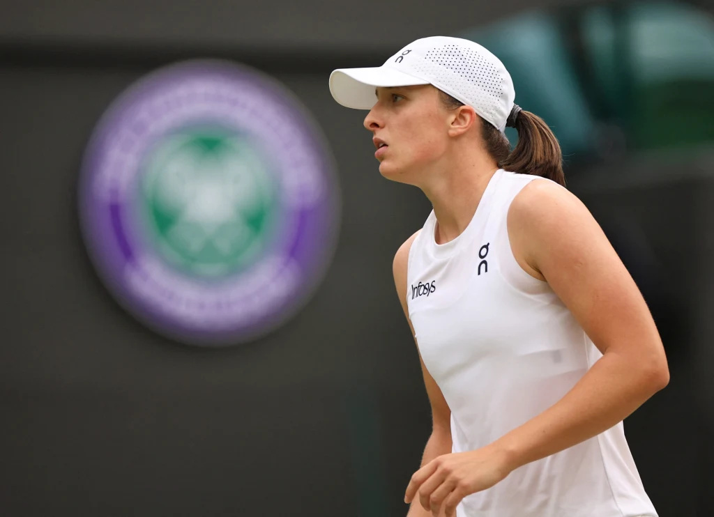 Iga Świątek ma nieustanne wsparcie wśród fanów, którzy potrafią też fachowo ocenić grę Polki Iga Świątek ma nieustanne wsparcie wśród fanów, którzy potrafią też fachowo ocenić grę Polki