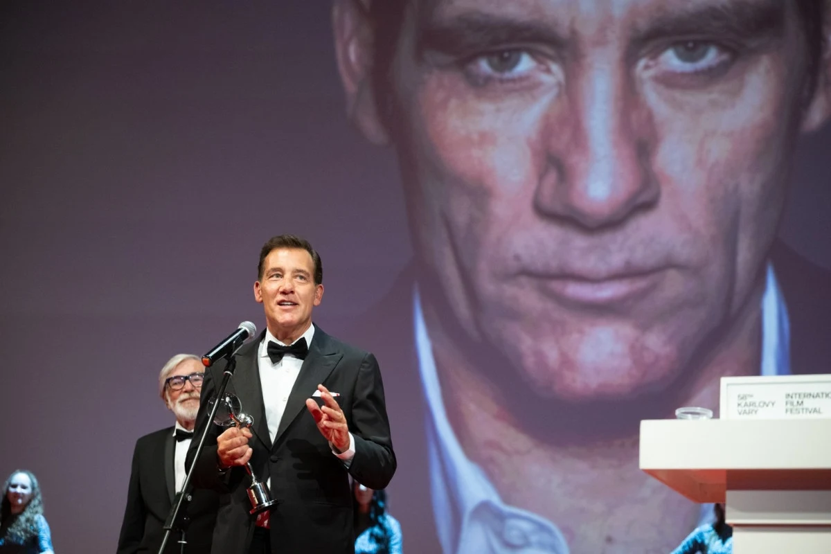Clive Owen w Karlowych Warach