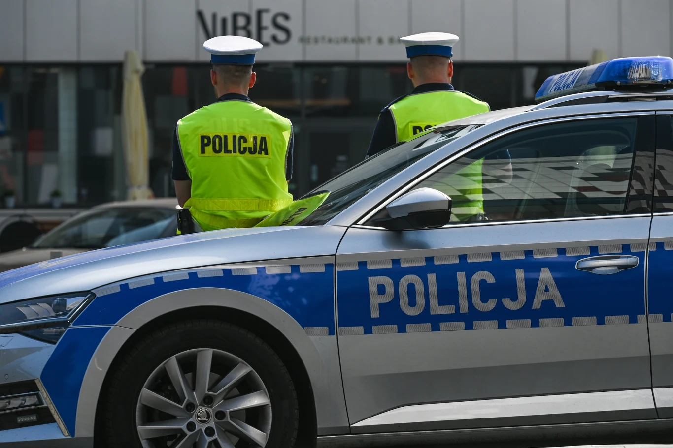 Trwają poszukiwania kobiety z Oświęcimia. Podała się za pracownicę wodociągów Trwają poszukiwania kobiety z Oświęcimia. Podała się za pracownicę wodociągów