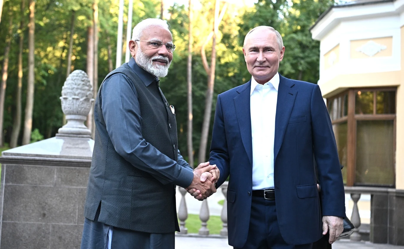 Premier Indii Narendra Modi i prezydent Rosji Władimir Putin Premier Indii Narendra Modi i prezydent Rosji Władimir Putin