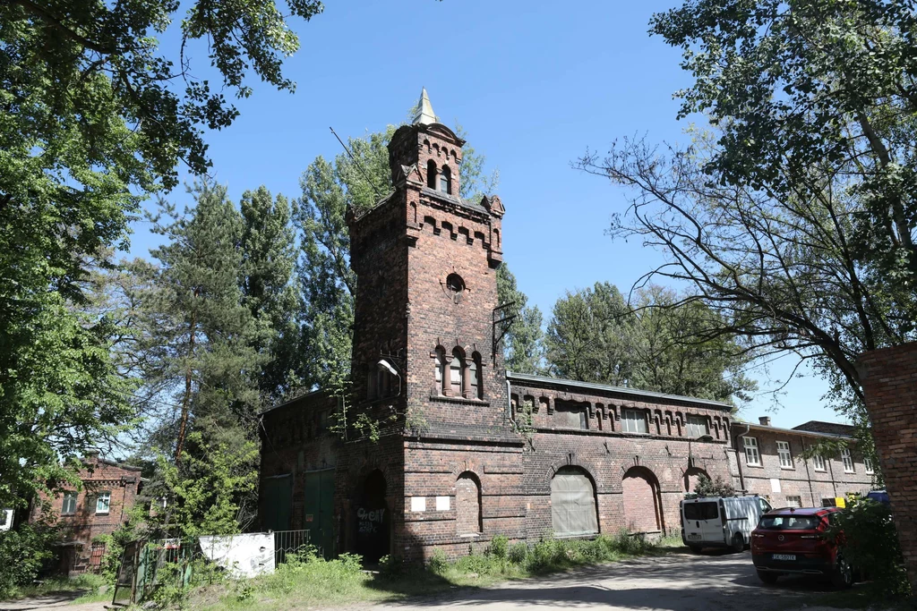 Pod gmachem straży pożarnej odkryto nieznane wcześniej kanały.