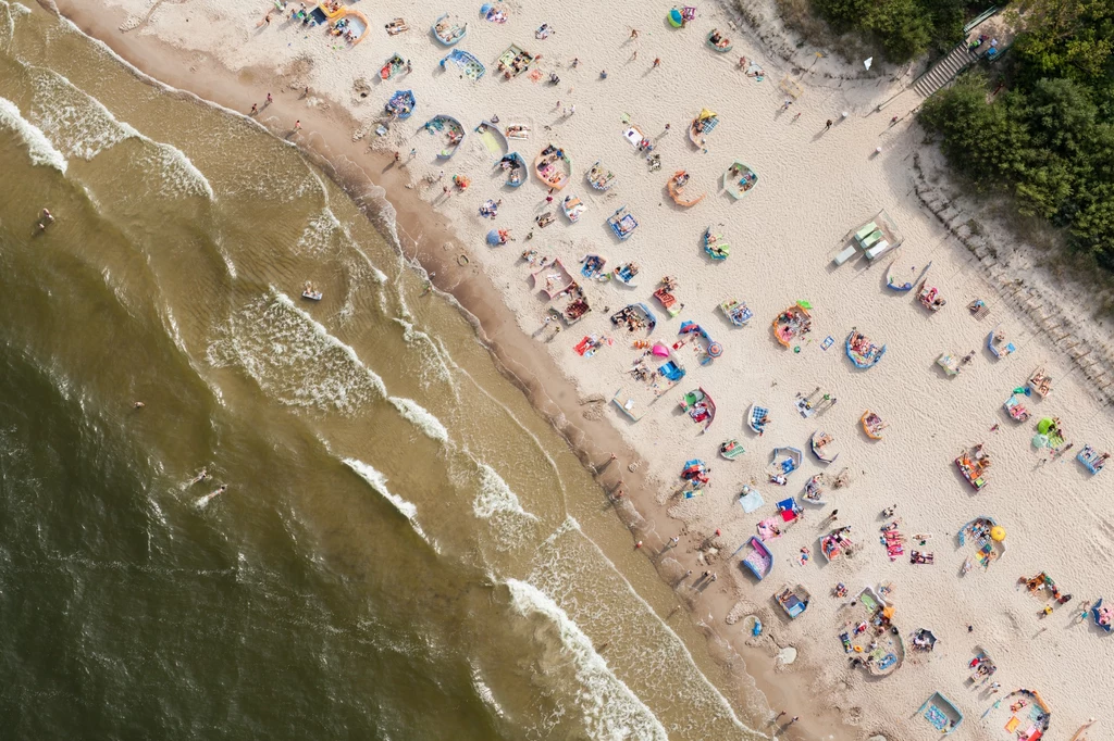 Polska znalazła się na ostatnim miejscu raportu o stanie kąpielisk w Unii Europejskiej. Najczystsze kąpieliska w UE są natomiast na Cyprze Polska znalazła się na ostatnim miejscu raportu o stanie kąpielisk w Unii Europejskiej. Najczystsze kąpieliska w UE są natomiast na Cyprze