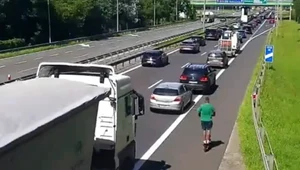 Hulajnogą pod prąd na autostradzie A6. Ten wybryk kosztował go 5 tysięcy