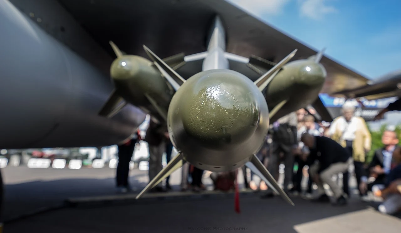 Pociski AASM-250 HAMMER pokazują niesamowitą skuteczność Pociski AASM-250 HAMMER pokazują niesamowitą skuteczność