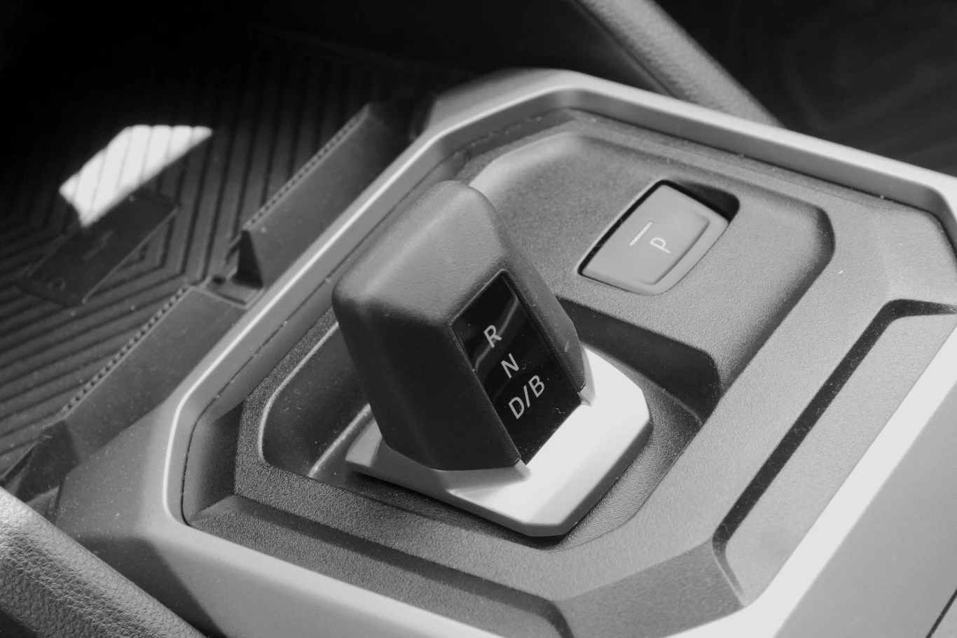 Aż 29 proc. polskich klientów zdecydowało się na nową Dacię Duster w odmianie hybrydowej