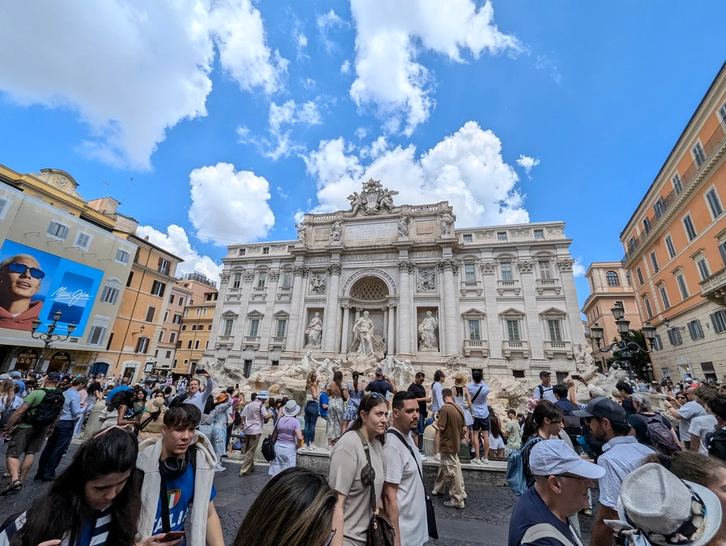 Fontann di Trevi.