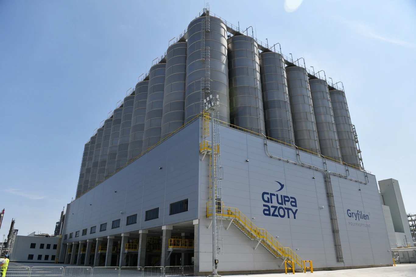 Były członek zarządu spółki Polskie Konsorcjum Chemiczne z Grupy Azoty miał wydać na pobyty w spa 283 tys. zł z firmowych pieniędzy Były członek zarządu spółki Polskie Konsorcjum Chemiczne z Grupy Azoty miał wydać na pobyty w spa 283 tys. zł z firmowych pieniędzy