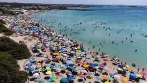 Fala upałów przetacza się przez Włochy. W czwartek w siedmiu miastach, w tym w Rzymie, będzie obowiązywał czerwony alert. Pogoda będzie niebezpieczna nawet dla zdrowych, młodych osób