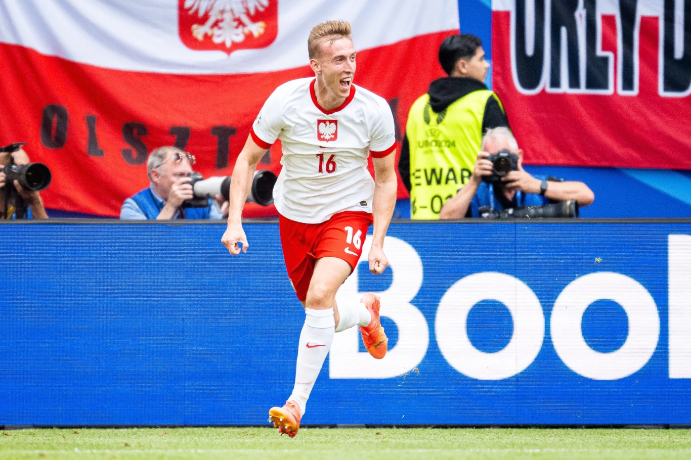 Adam Buksa został w czwartek zaprezentowany w nowym klubie Adam Buksa został w czwartek zaprezentowany w nowym klubie