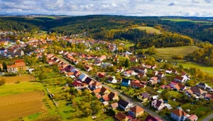 Jak przepisać działkę za darmo? Sposoby są trzy, jednak tylko jeden jest darmowy.
