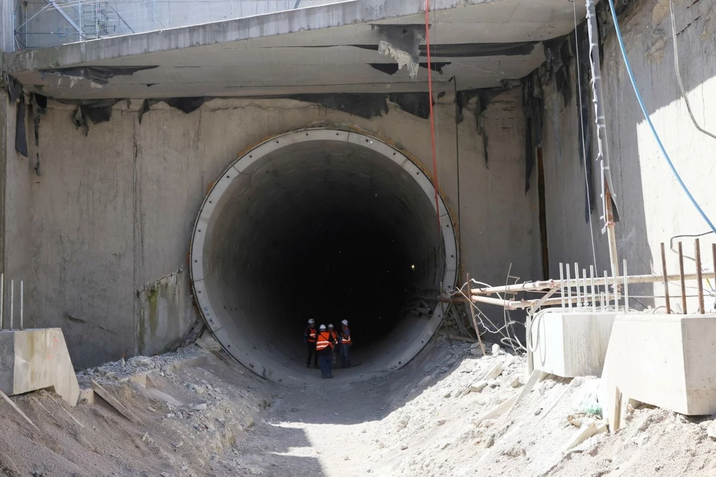 "Katarzyna", maszyna drążąca tunel pod Łodzią, znowu przerwała prace. Dlaczego? /zdjęcie ilustracyjne/