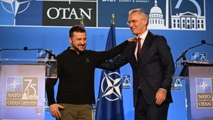 Szczyt NATO. Sekretarz generalny NATO Jens Stoltenberg i prezydent Ukrainy Wołodymyr Zełenski 