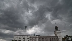Pogoda. Burze nad Polską. Gdzie jest burza? IMGW wystawia alerty najwyższej skali
