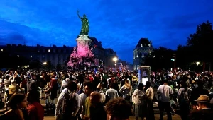 Francuzi nie chcą "ani, ani". Ze skrajności w skrajność