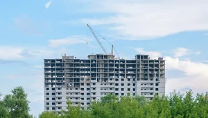 Większa podaż ziemi w miastach pod inwestycje ma przyczynić się do wyhamowania rosnących cen mieszkań