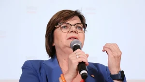 Minister zdrowia Izabela Leszczyna chce zakazu sprzedaży alkoholu na stacjach benzynowych między 22:00 a 6:00